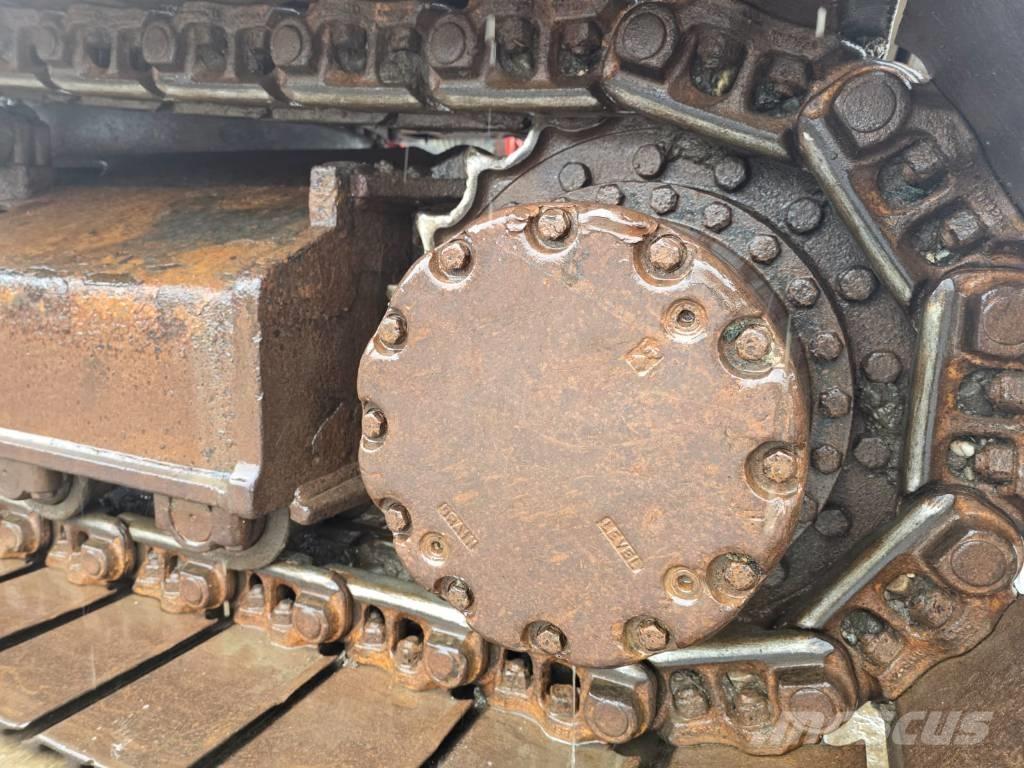 Hitachi ZX 210 Raupenbagger