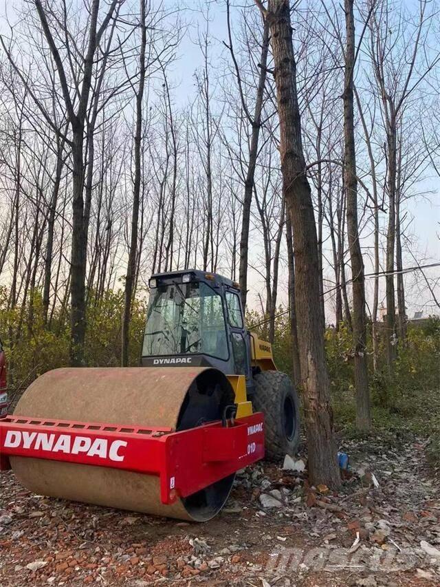 Dynapac CA301 Walzenzüge