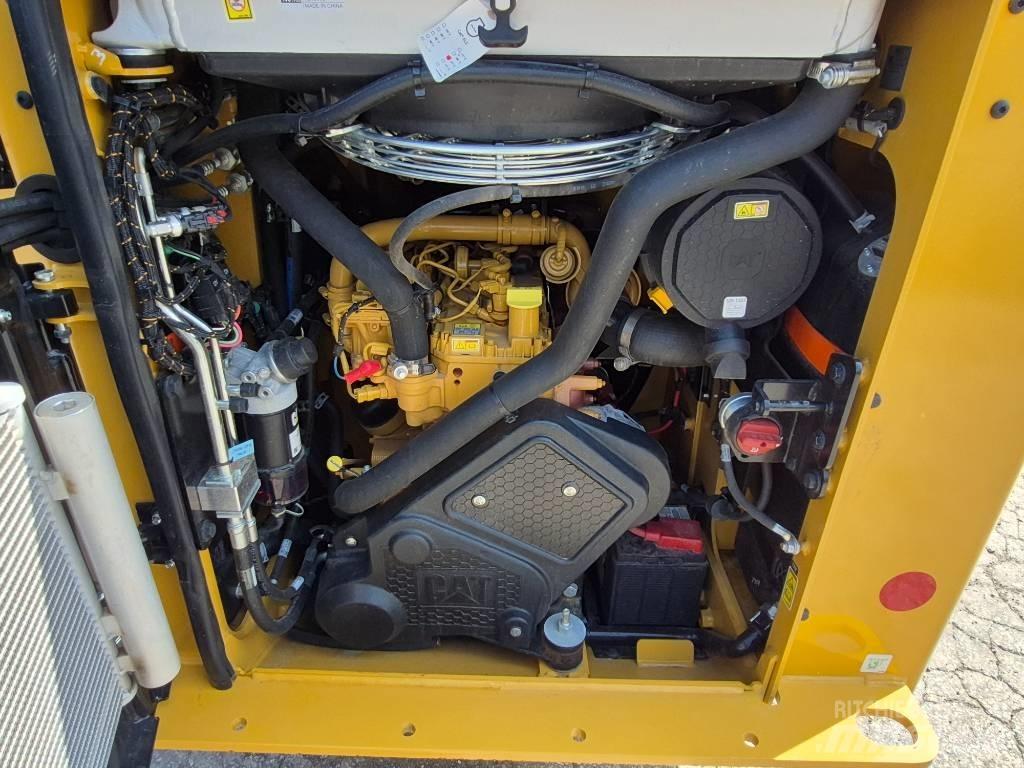 CAT 255 Kompaktlader