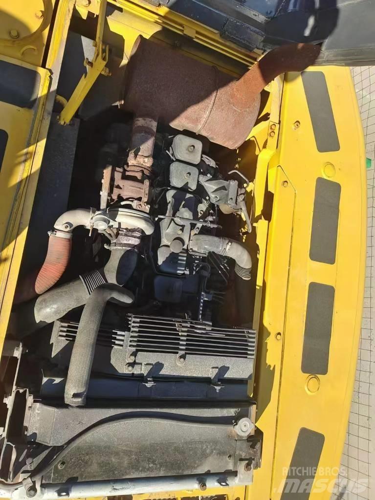 Komatsu PC 220 Raupenbagger