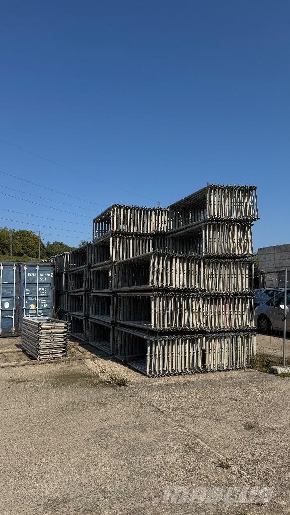  Rux Scaffolding Gerüste & Zubehör