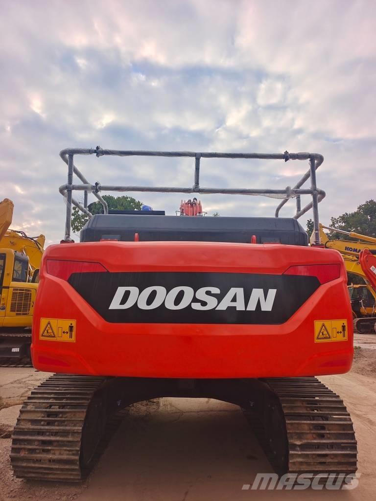 Doosan DX 225 LC-9C Raupenbagger