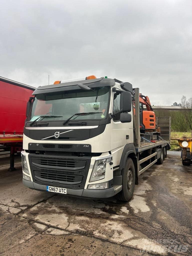 Volvo FM 11 330 Pritschenwagen mit Seilwinde