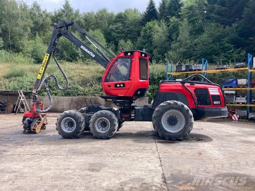 Komatsu 901 Harvester