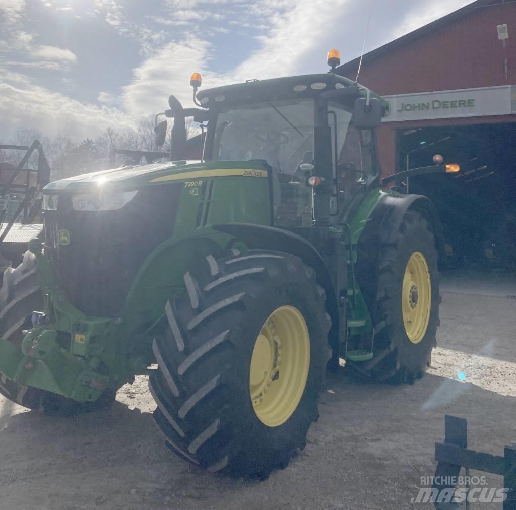 John Deere 7290R AP Traktoren