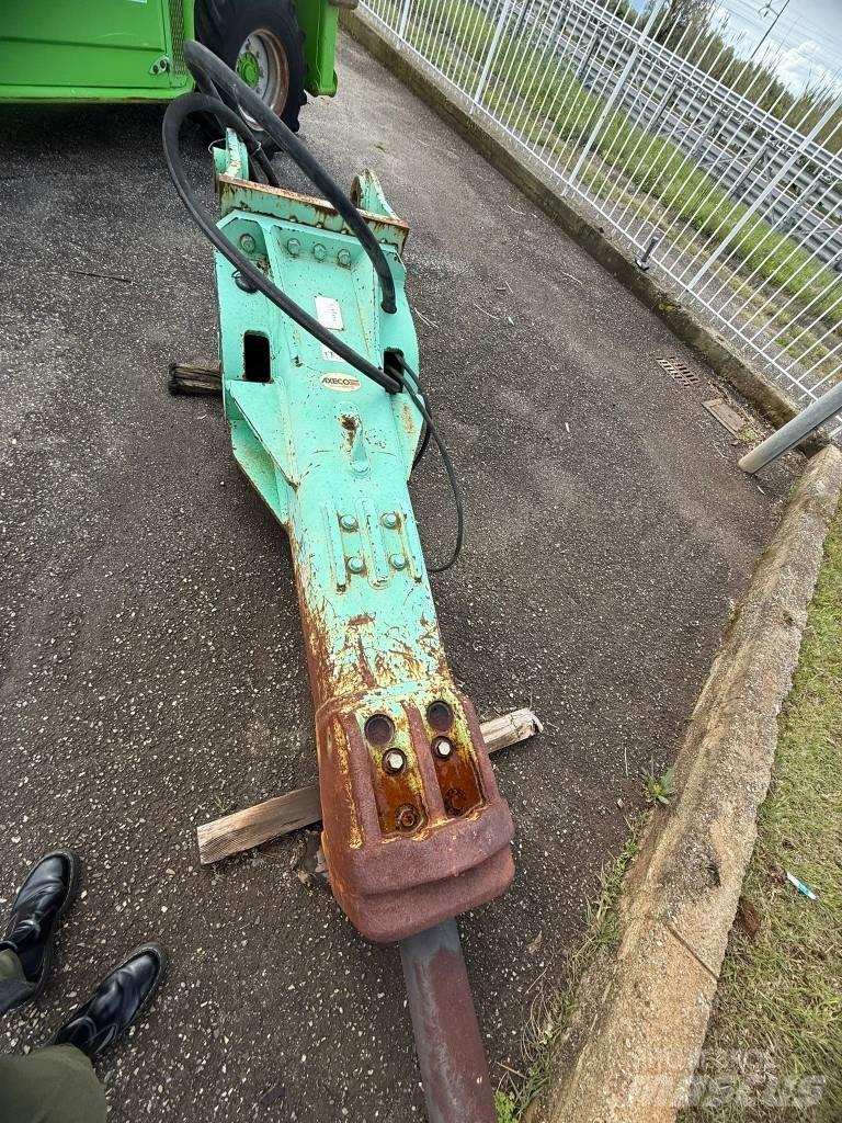 Montabert V 45 Hammer / Brecher