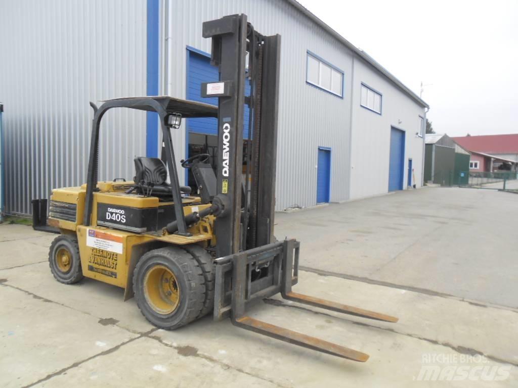 Daewoo Doosan D 40S Diesel heftrucks