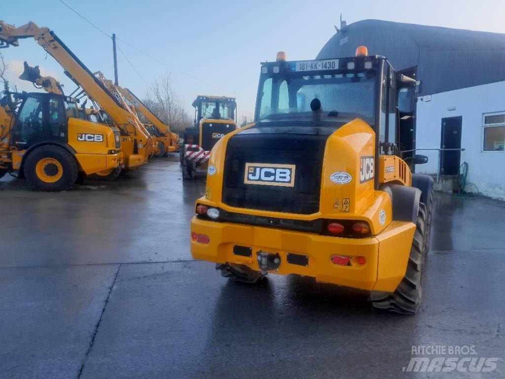 JCB TM 320 Teleskoplader für Landwirtschaft