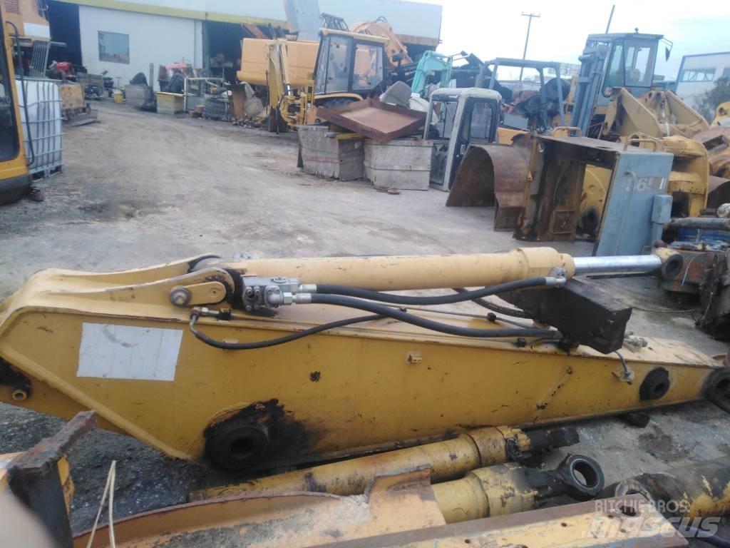 CAT M 318 Chassis