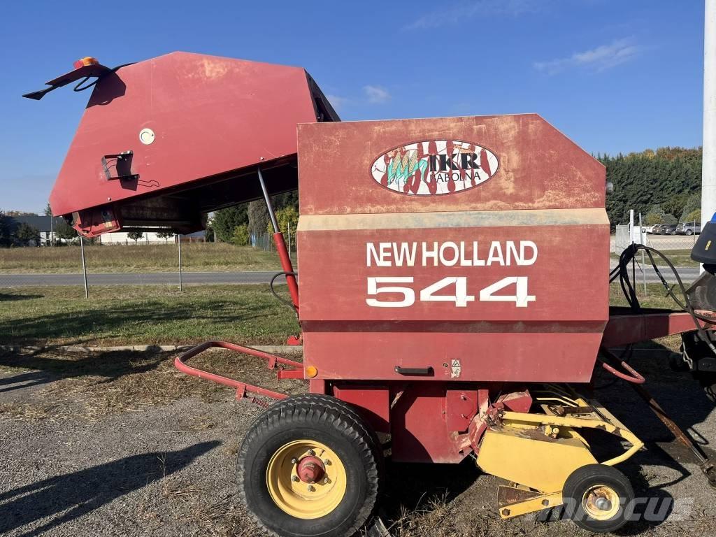 New Holland 544 Rundballenpressen