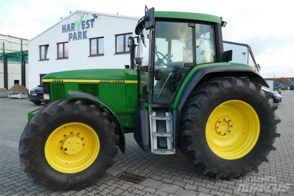 John Deere 6910 Traktoren