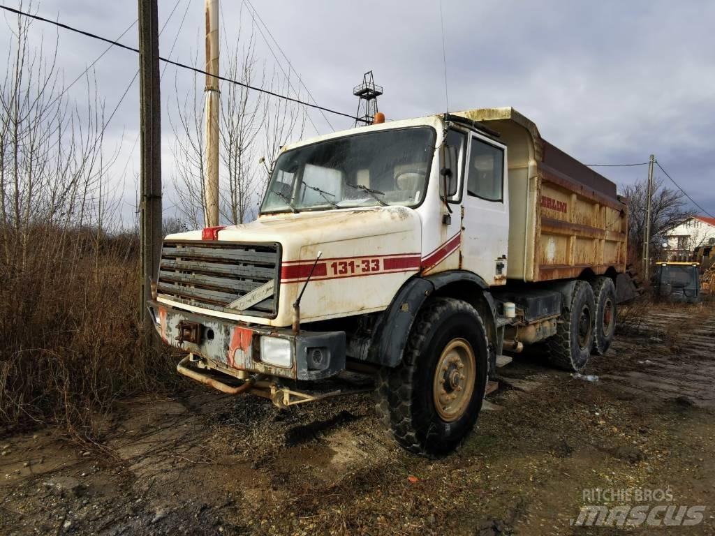 Perlini 131-33 Dumper - Starr