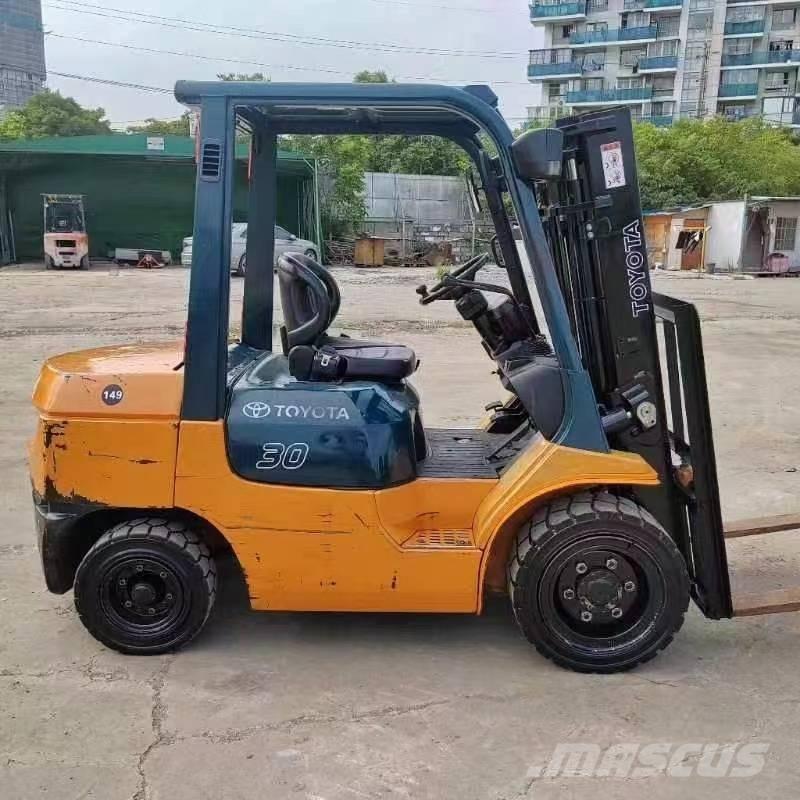 Toyota FD 30 Diesel heftrucks