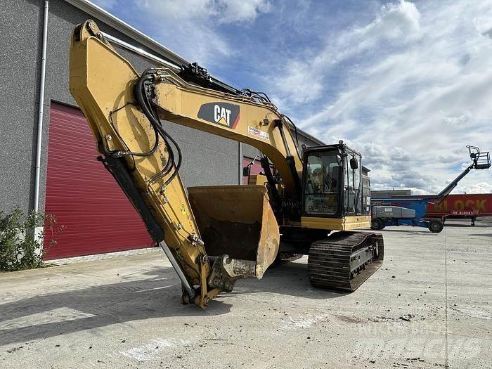 CAT 335FL Raupenbagger