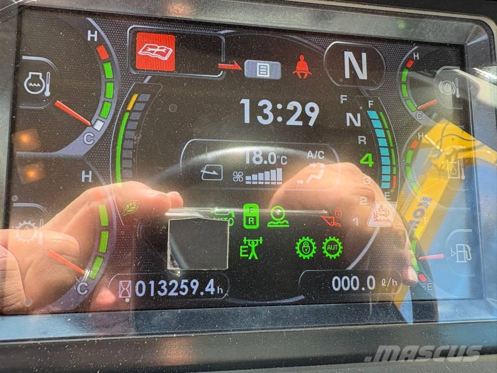 Komatsu WA 470-8 Radlader