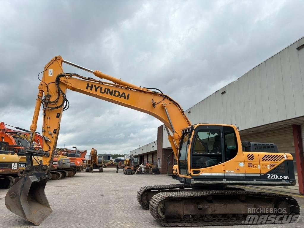 Hyundai 220LC-9A Raupenbagger