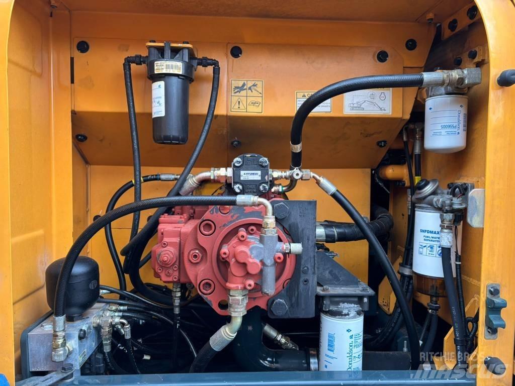 Hyundai 220LC-9A Raupenbagger