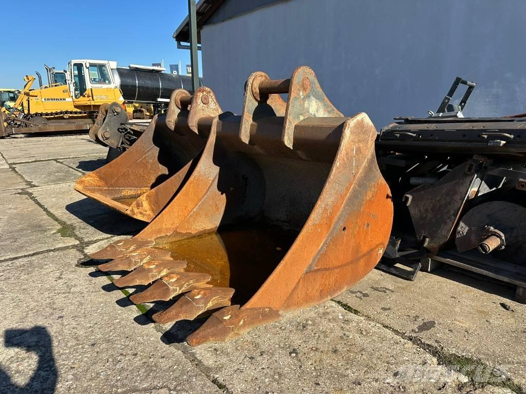 Hitachi ZX 170 W-5 B Tieflöffel