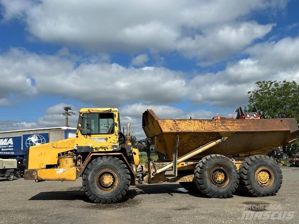 CAT D 300 E Dumper - Knickgelenk