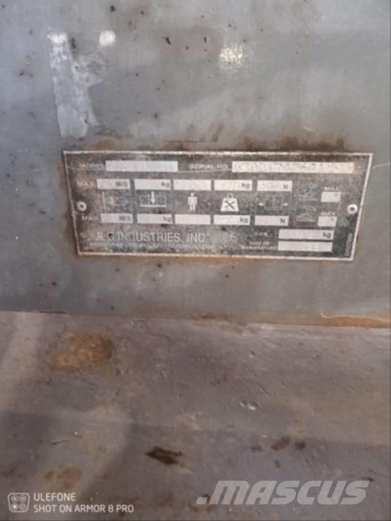 JLG 600 AJ Gelenkteleskoparbeitsbühnen