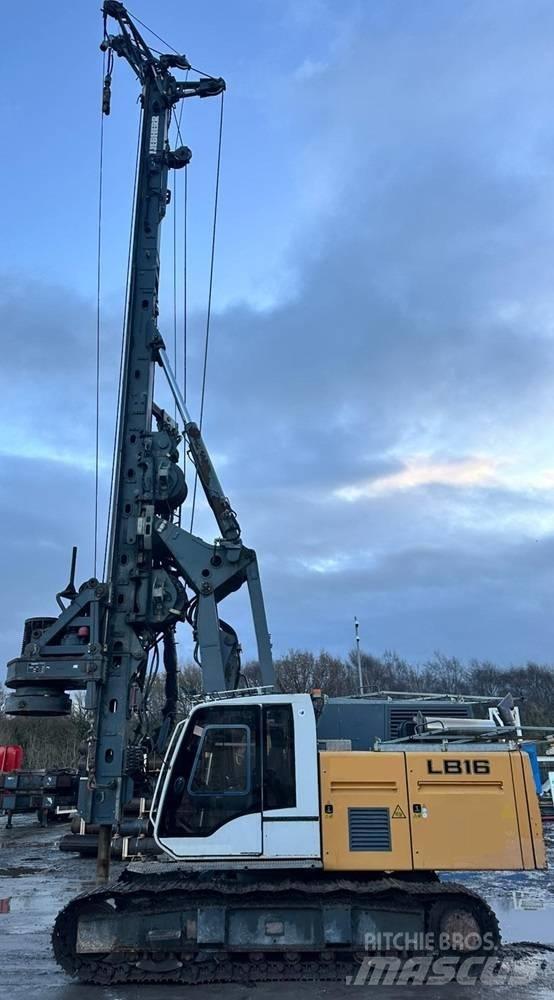 Liebherr LB 16 Rammen