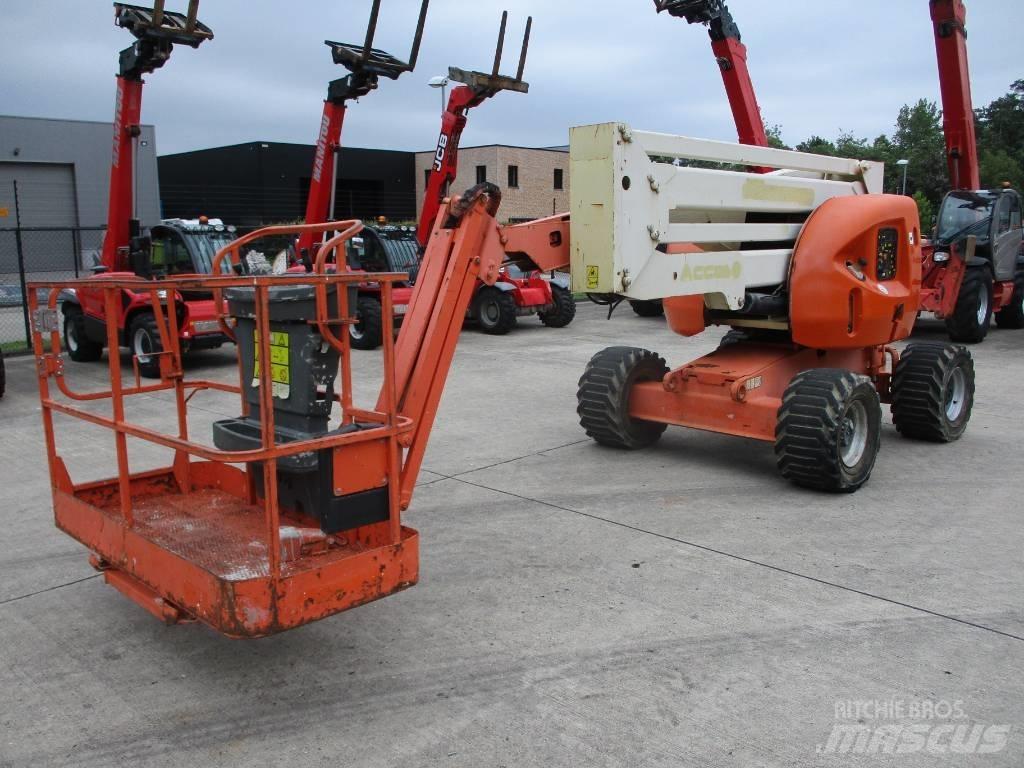 JLG 450 AJ (040) Gelenkteleskoparbeitsbühnen