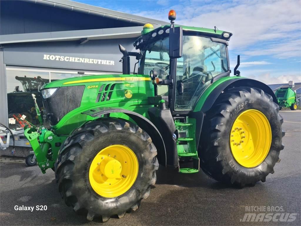 John Deere 6215R Traktoren