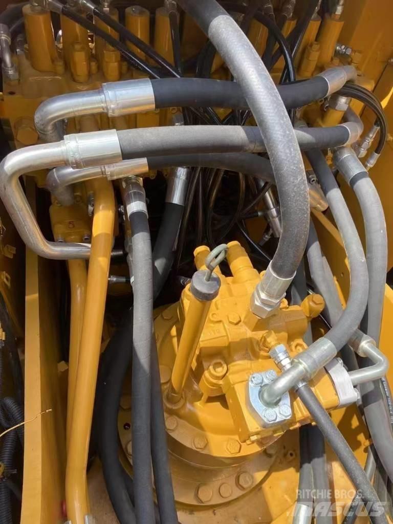 CAT 320D2 Raupenbagger