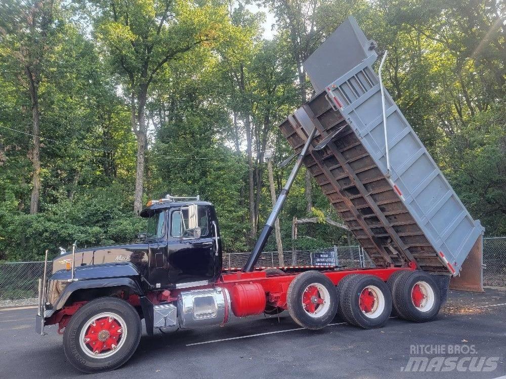 Mack RD688S Kipper