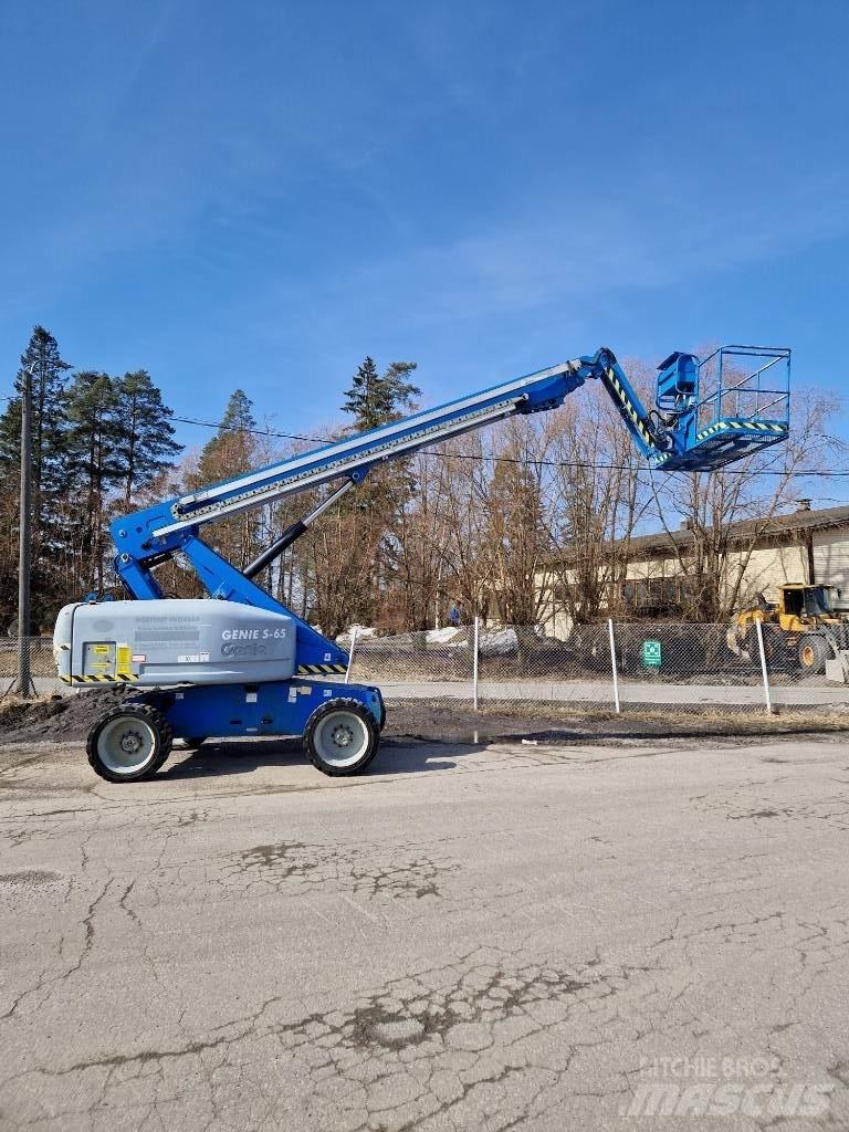 Genie S 65 Teleskopbühnen