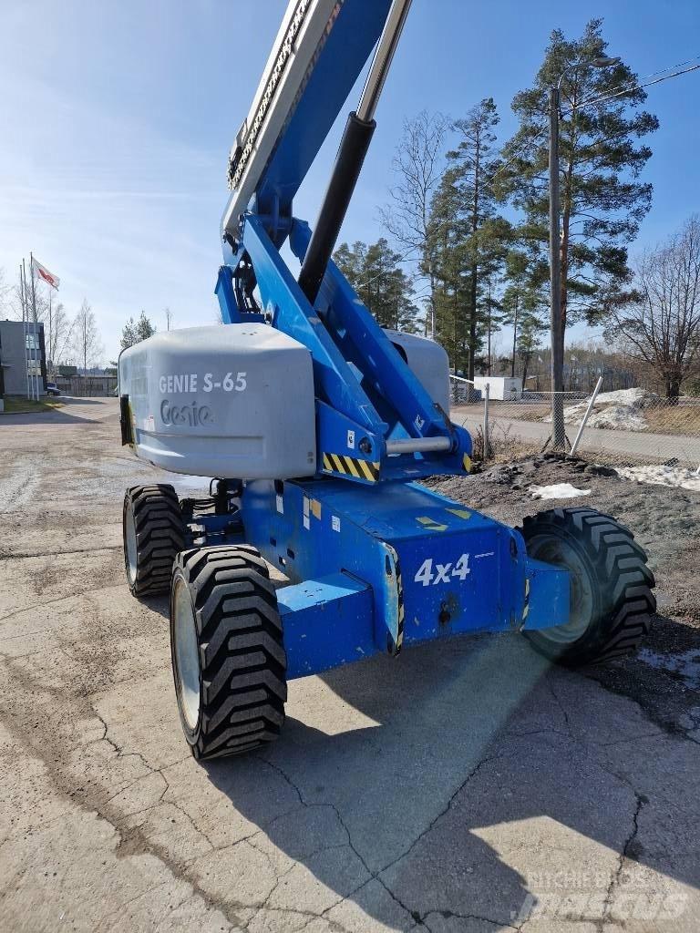 Genie S 65 Teleskopbühnen