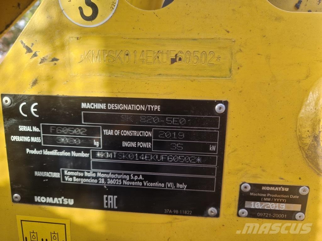 Komatsu SK 820-5 Kompaktlader