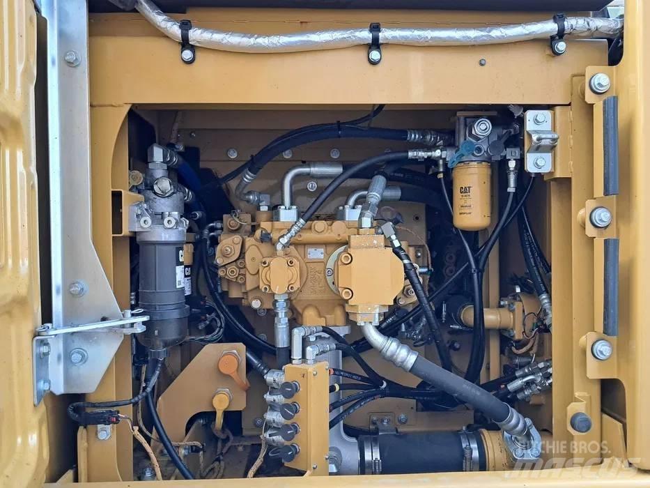 CAT 323 F L Raupenbagger