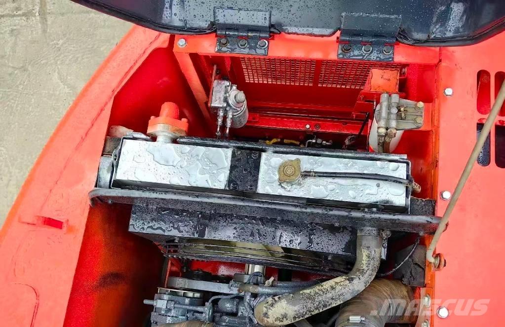 Doosan DX 140 Raupenbagger