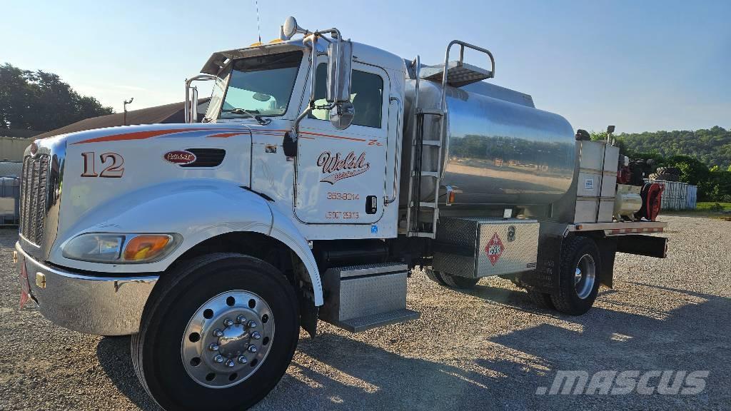 Peterbilt PB335 Tankwagen