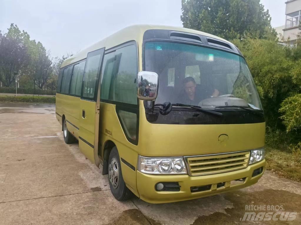 Toyota Coaster Überlandbusse