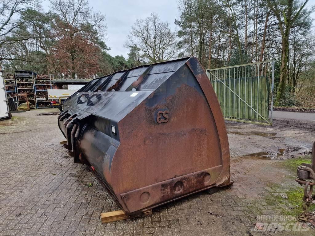 Eurosteel WP-5000 Schaufeln