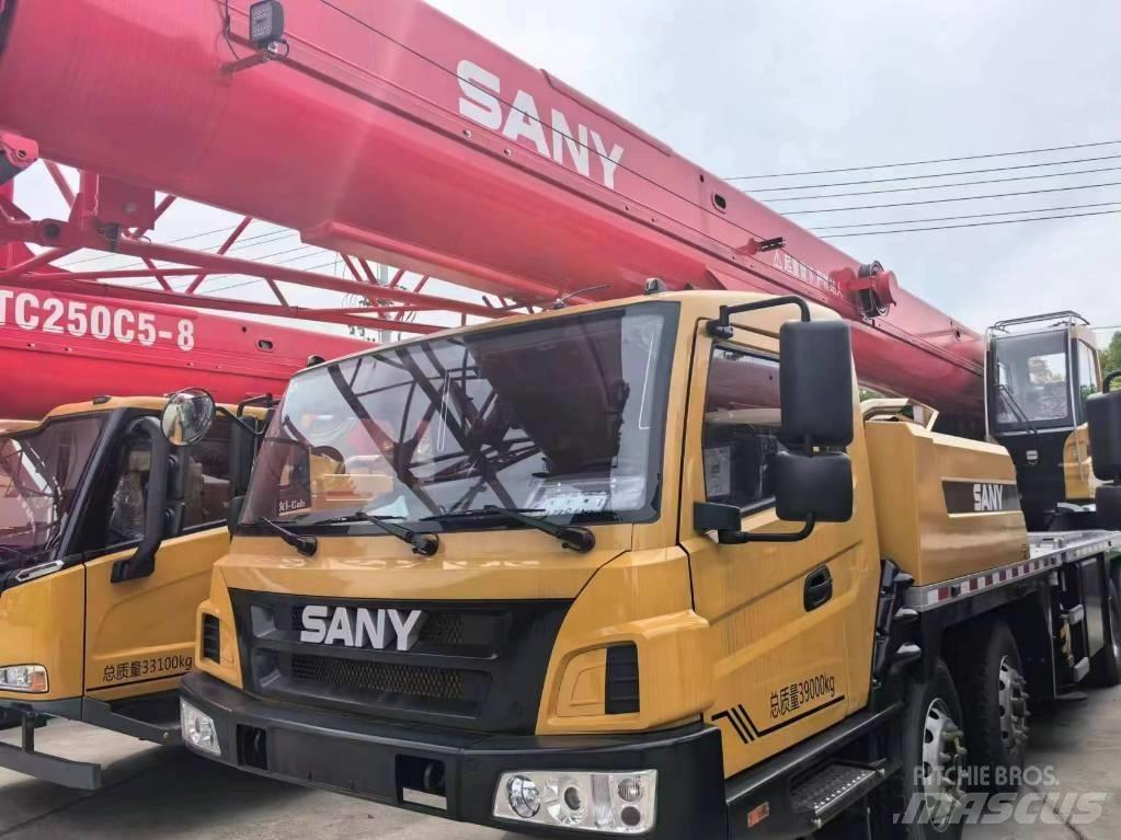 Sany STC500E Kranen voor alle terreinen