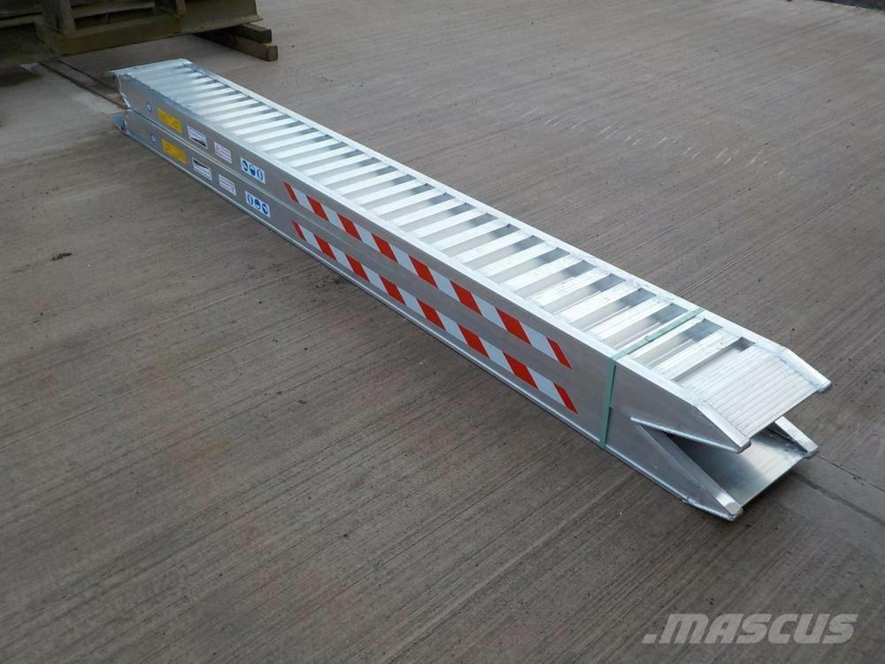 Barford MP14 Kippanhänger