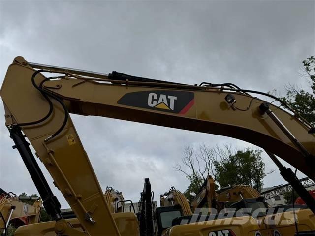 CAT 320 D2L Raupenbagger