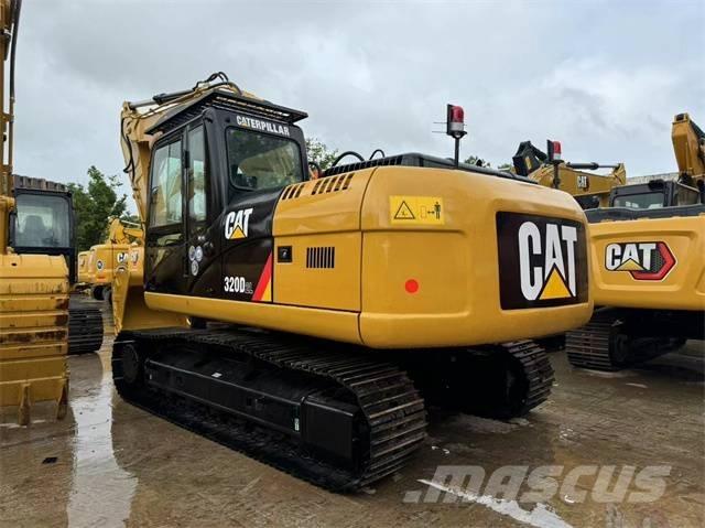 CAT 320 D2L Raupenbagger