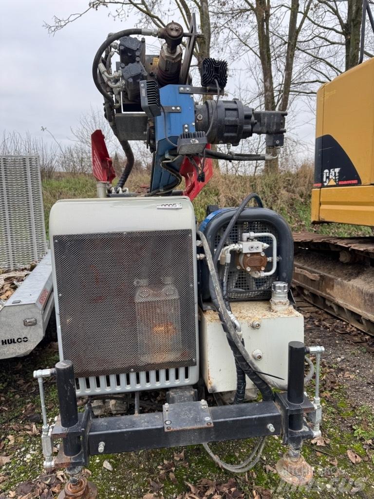  Hydra Joy 1 G Fahrzeug mit mobiler Bohranlage