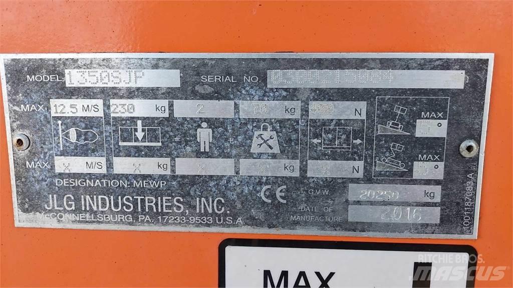 JLG 1350SJP Teleskopbühnen