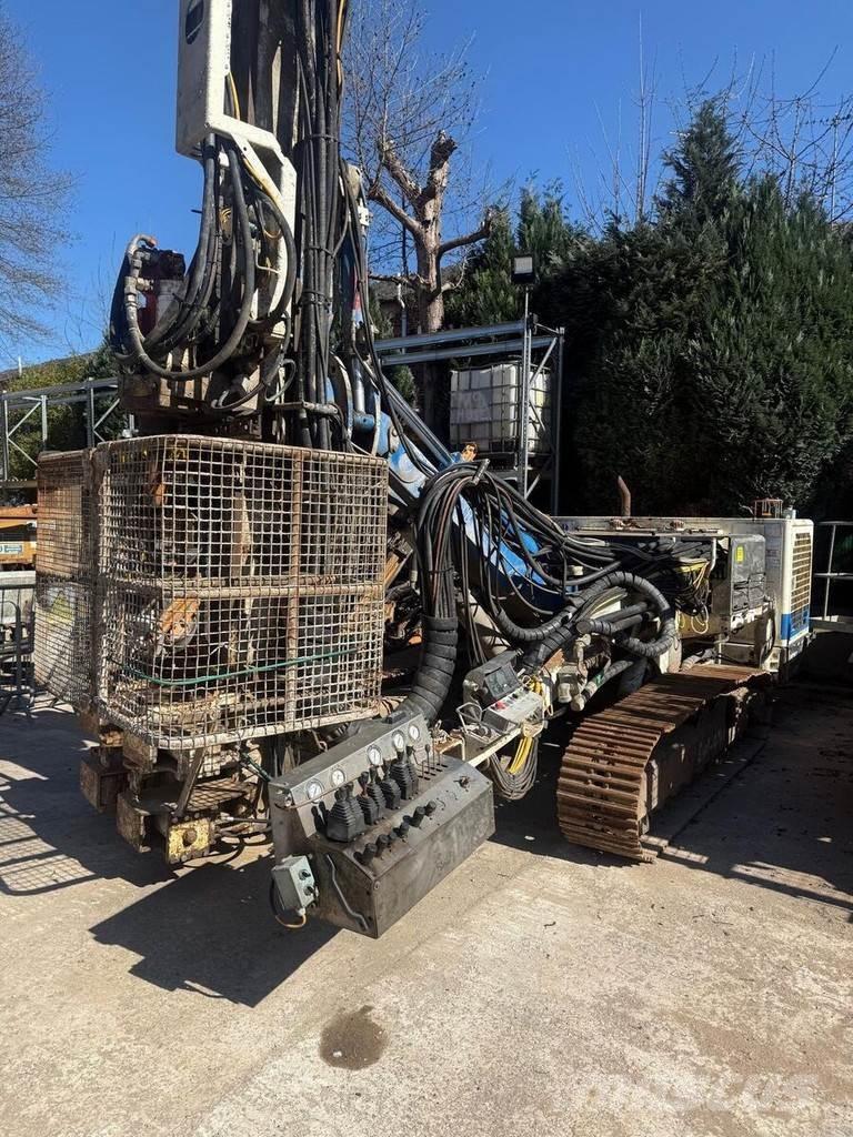 Soilmec SM 401 Schwere Bohrgeräte