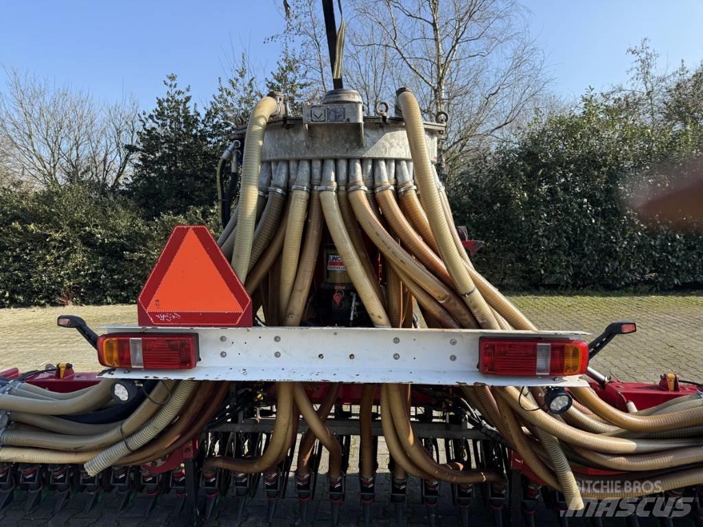 Vredo ZB3-8750 Düngemittelverteiler