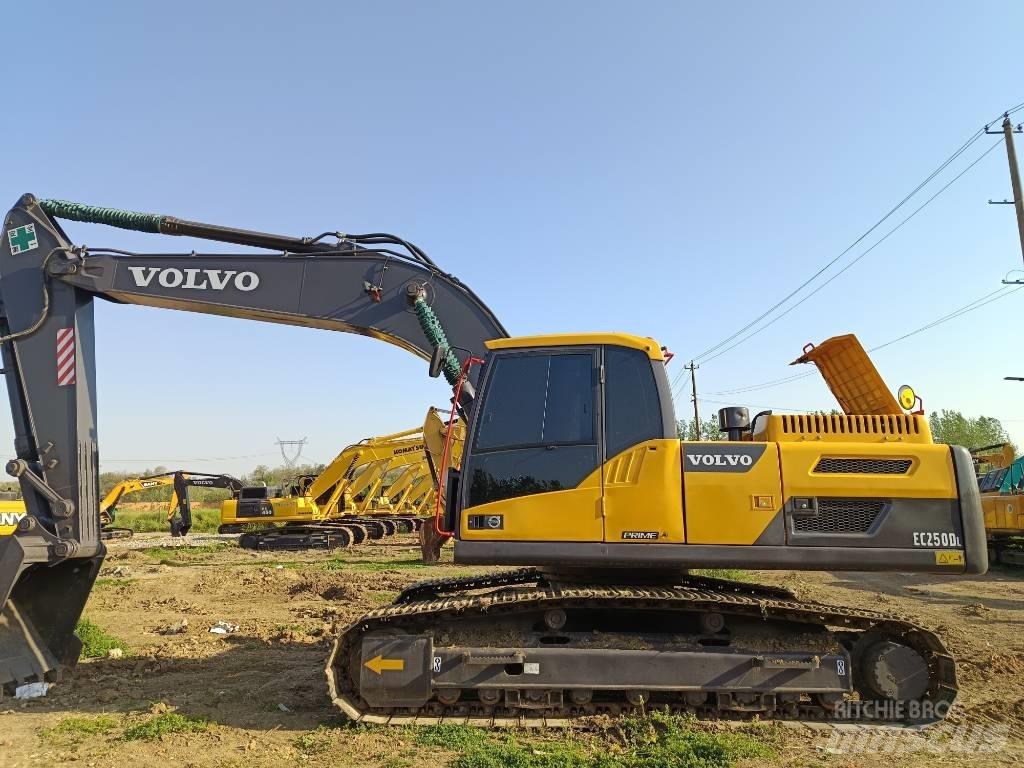 Volvo EC 250 Raupenbagger