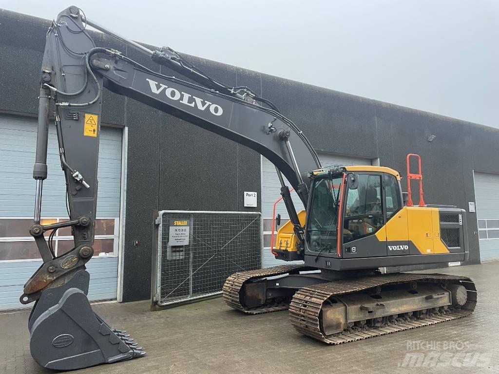 Volvo EC220E Raupenbagger