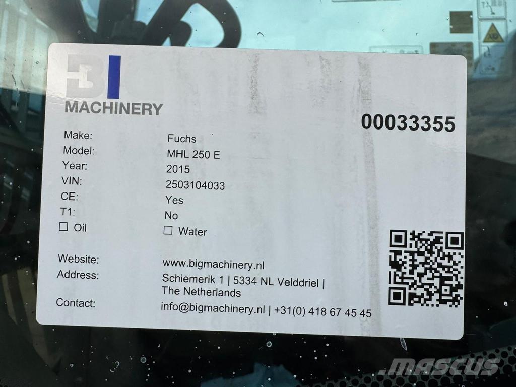 Fuchs MHL 250 Materialumschlag