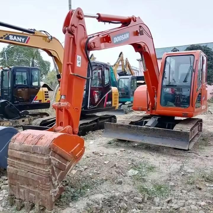 Doosan DH70-7 Raupenbagger