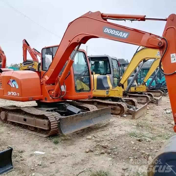 Doosan DH70-7 Raupenbagger